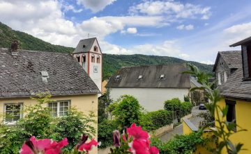 Blick auf den Glockenturm Lehmen